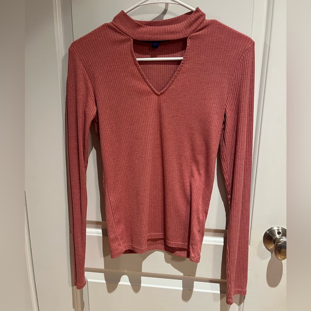 Aeropostale Keyhole Top